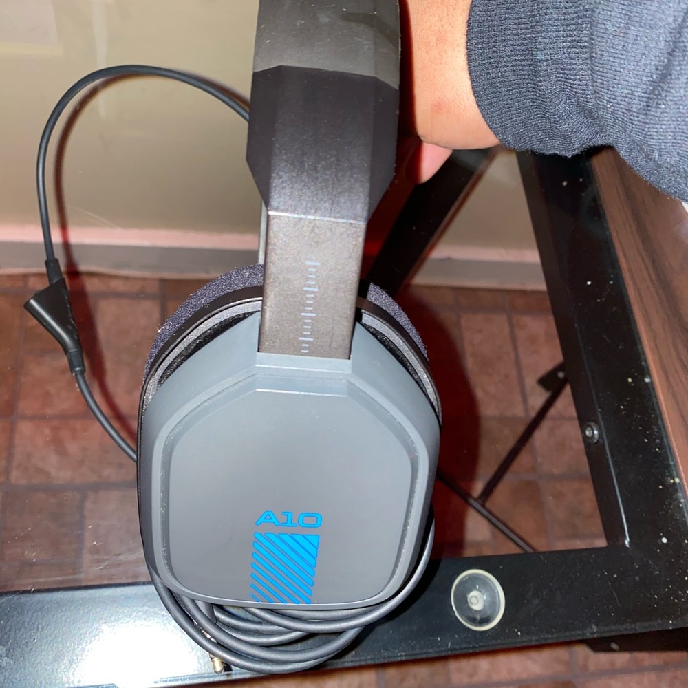 Astro A10 PS4/PC headset - Picture 3 of 4
